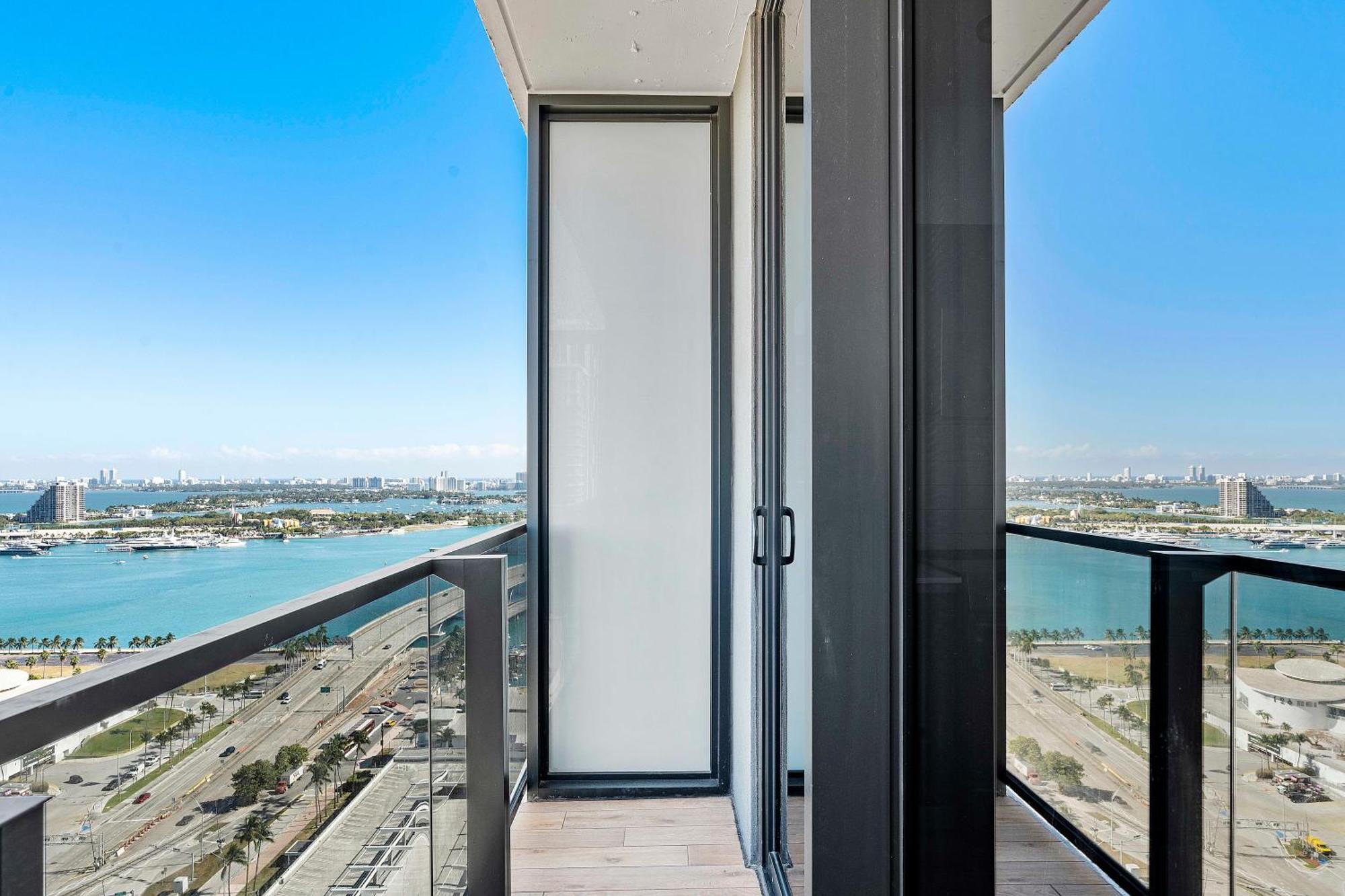 Downtown By Miami Vacation Rentals Экстерьер фото